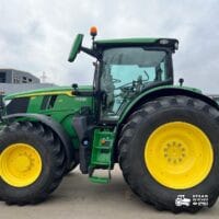 Tractor John Deere model  6R 215