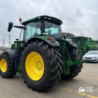 Tractor John Deere model  6R 215