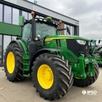 John Deere  6R 215
