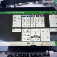 John Deere  6R 215