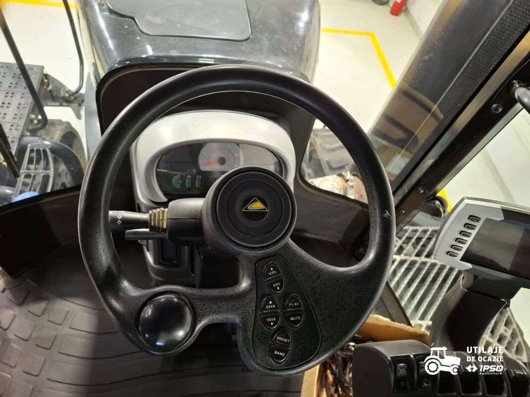 Challenger MT865E
