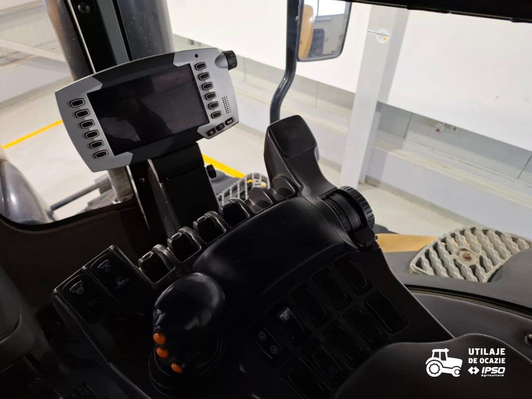 Challenger MT865E
