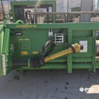 John Deere W440 + Header paioase