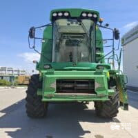John Deere model W440 + Header 616R