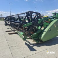 John Deere W440 + Header paioase
