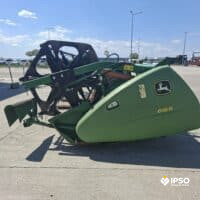 John Deere W440 + Header paioase
