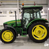 John Deere 5105M