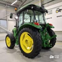 John Deere 5105M
