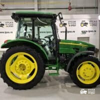 John Deere 5105M
