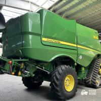 John Deere S780