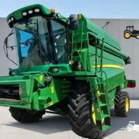 John Deere model W440 + Header 616R