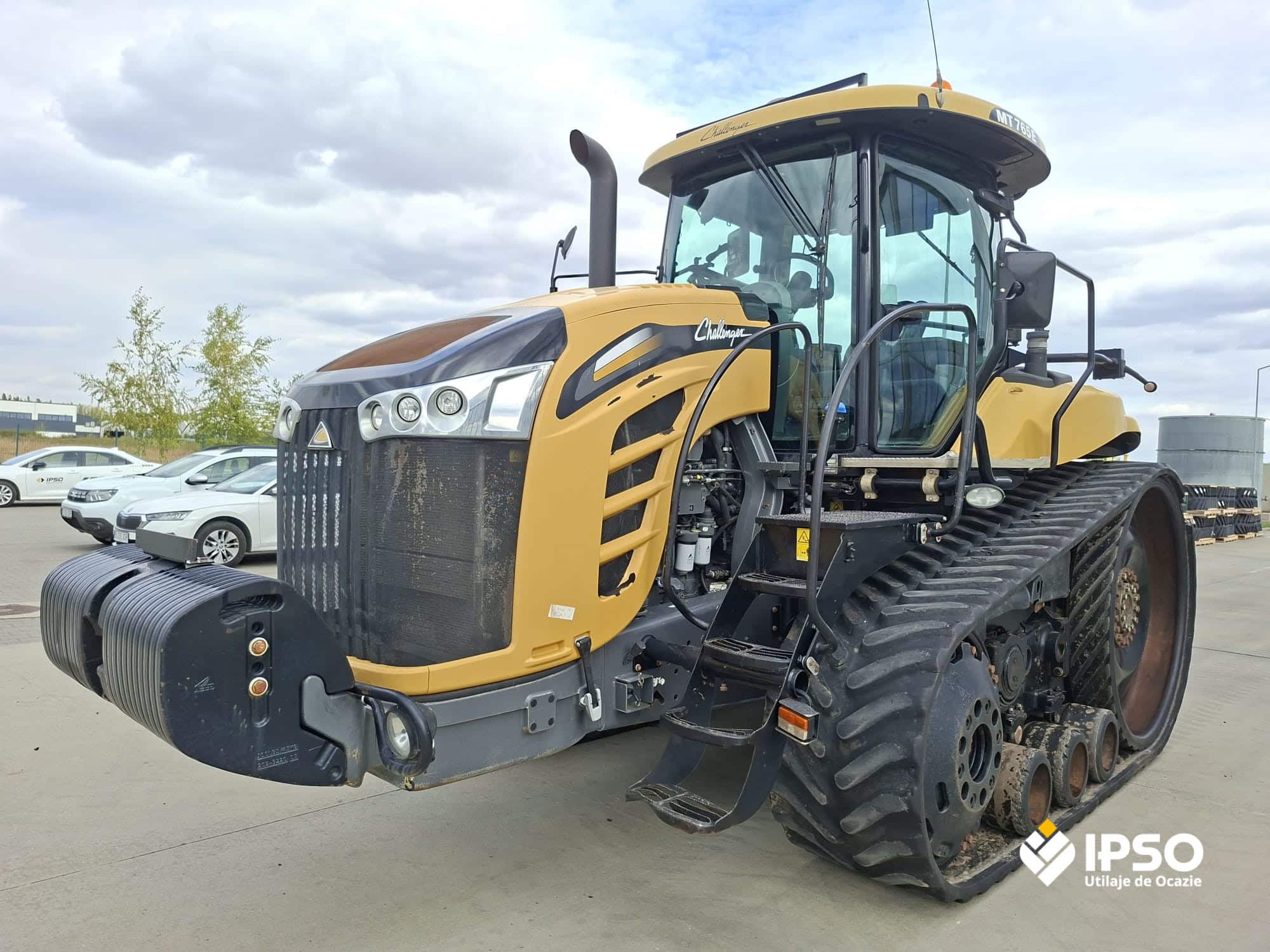 Challenger MT 765E