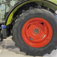 Claas Arion 450