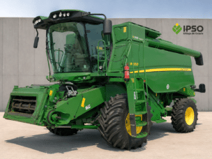 John Deere model W650 + Header  625R
