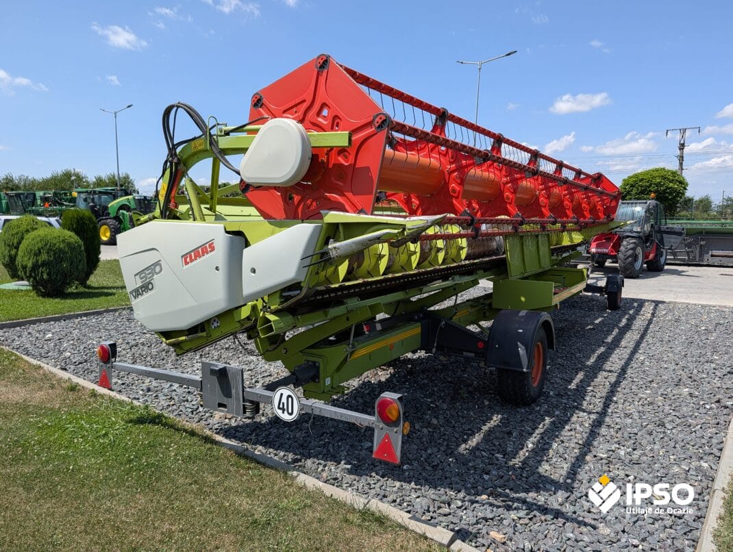 Claas Lexion 750 + Header paioase