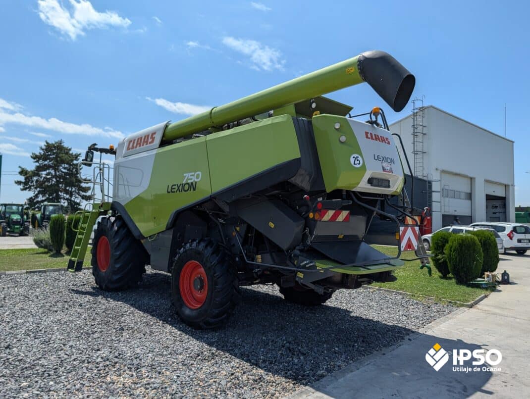 Claas Lexion 750 + Header paioase