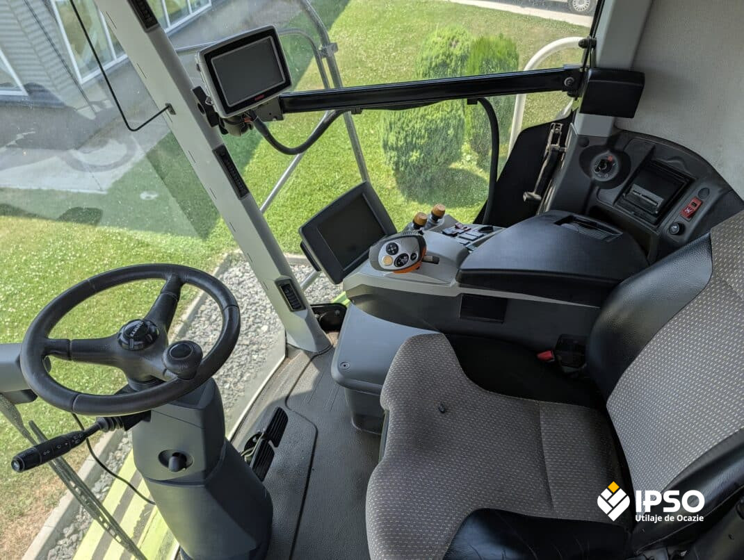 Claas Lexion 750 + Header paioase
