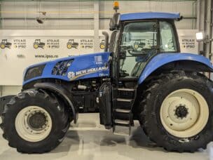 New Holland T8.275