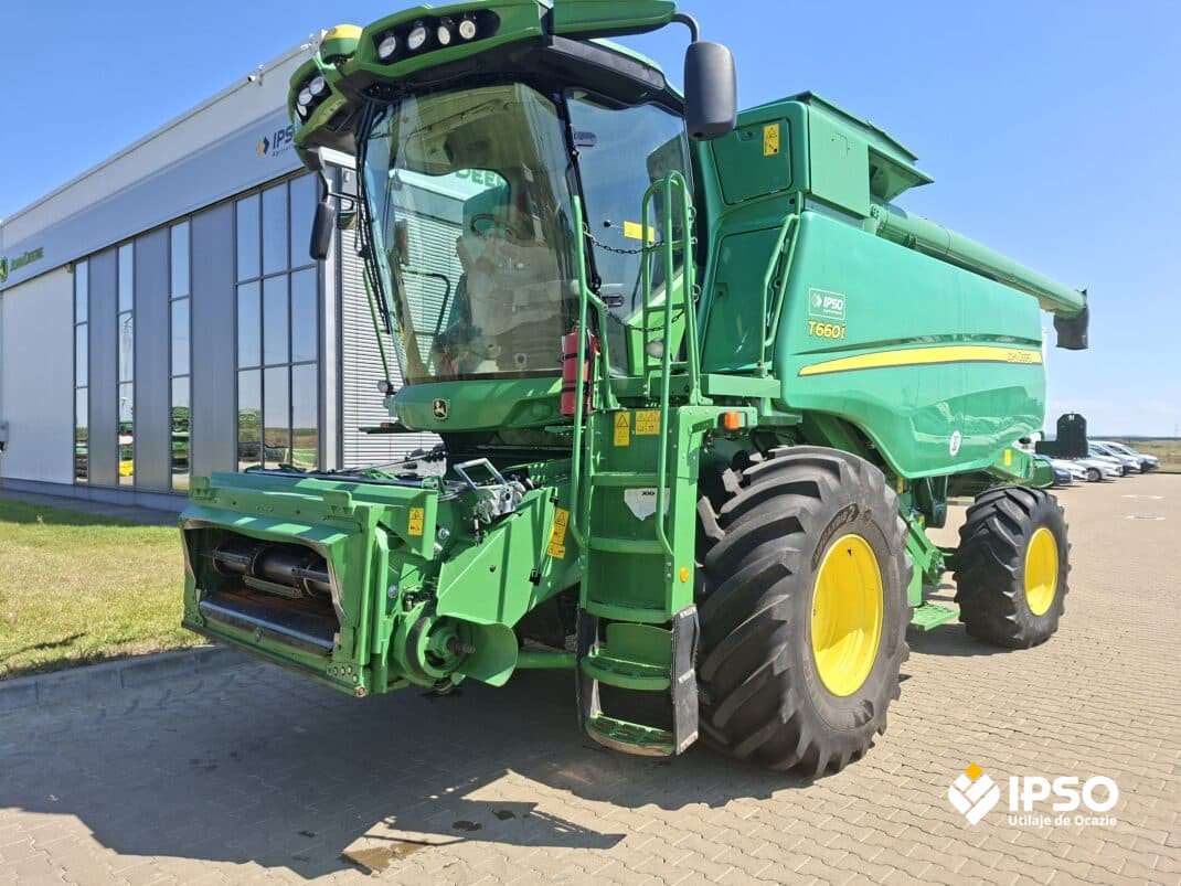 John Deere T660