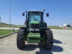 John Deere 6930
