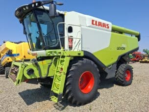 Claas Lexion 750 + Header paioase