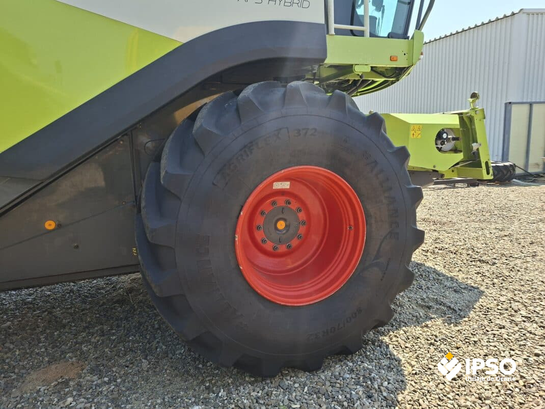 Claas Lexion 750 + Header paioase