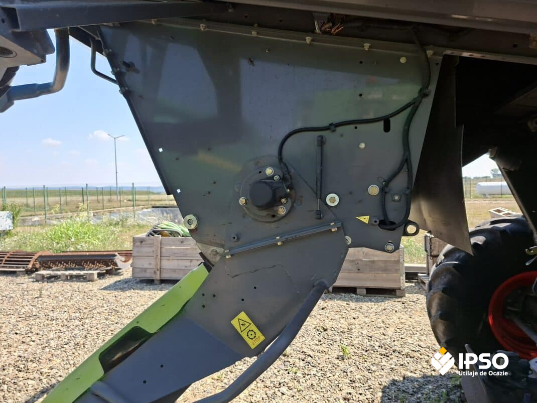 Claas Lexion 750 + Header paioase