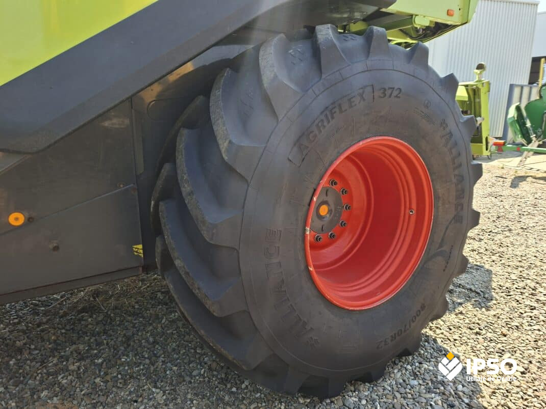 Claas Lexion 750 + Header paioase