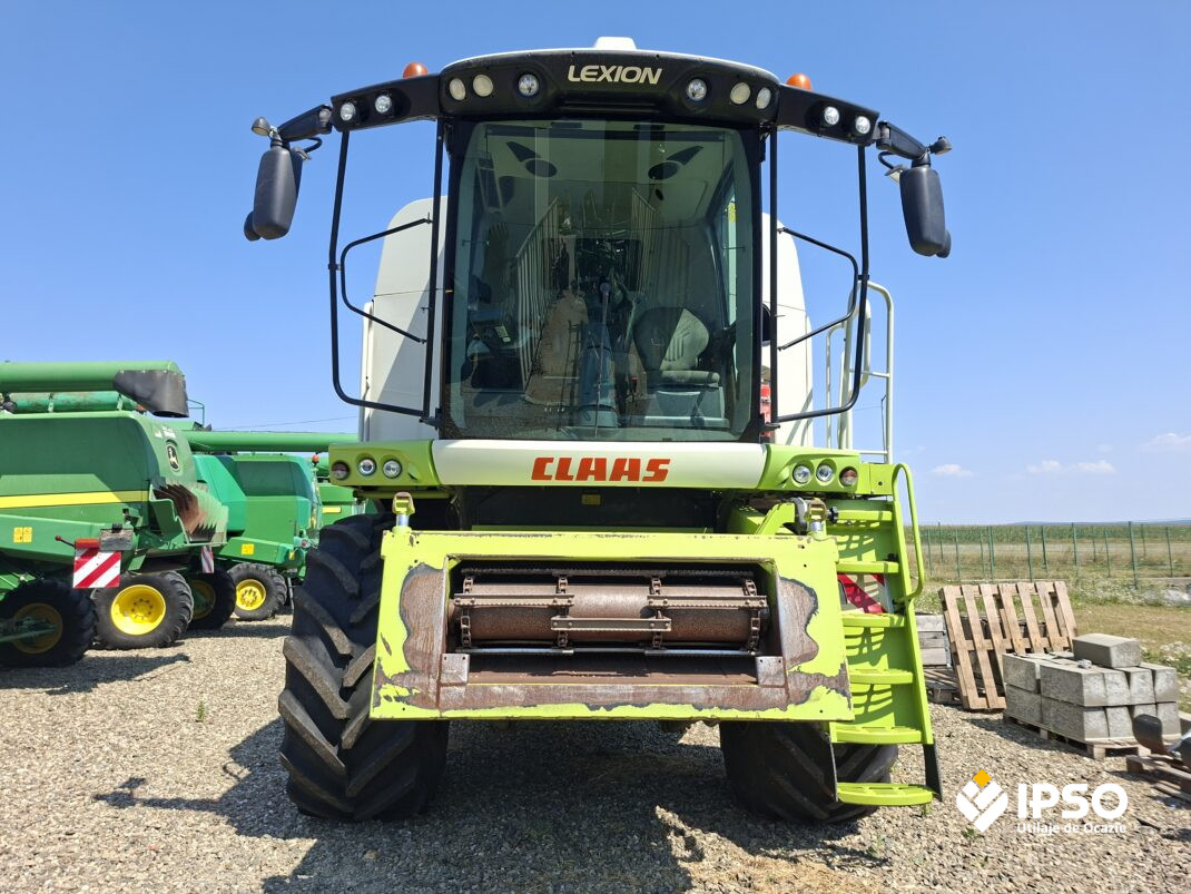 Claas Lexion 750 + Header paioase