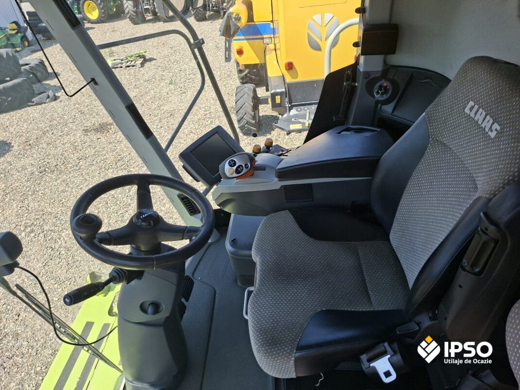 Claas Lexion 750 + Header paioase