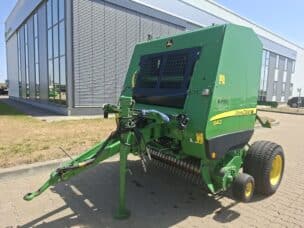Presa de balotat John Deere 842