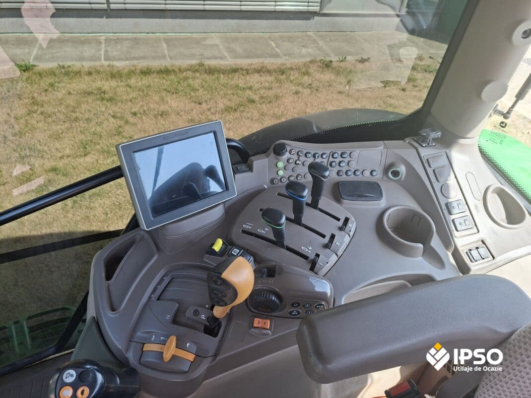 John Deere 6120R +623RC