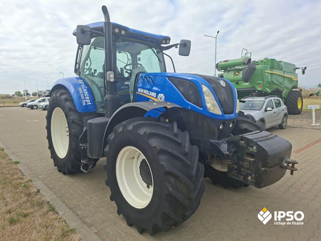 New Holland T7.230