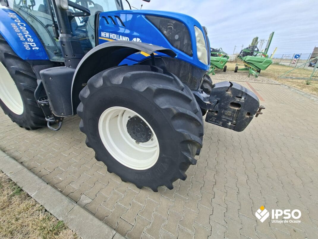 New Holland T7.230