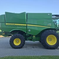 John Deere S770 + Header paioase
