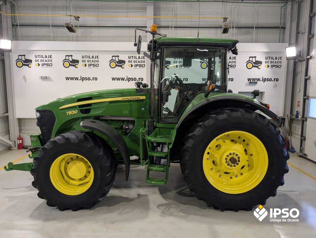 John Deere 7930