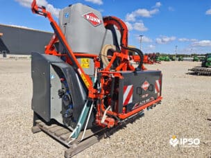 Sprayer purtat Kuhn Altis 1800