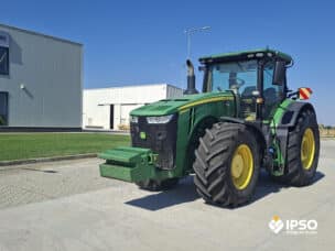 John Deere 8400R