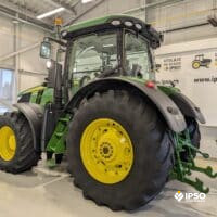 John Deere 7230R
