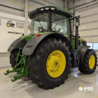 John Deere 7230R