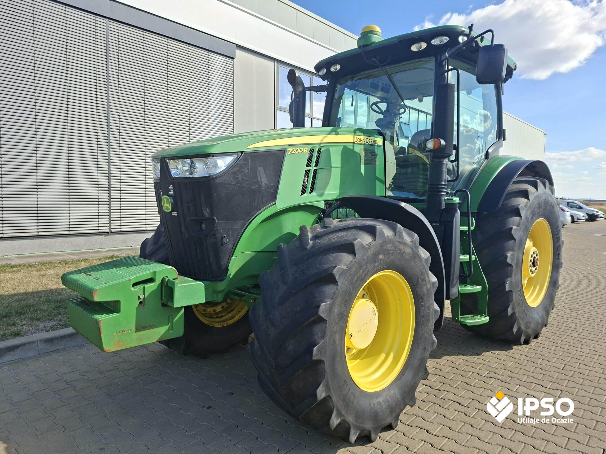 John Deere 7200R